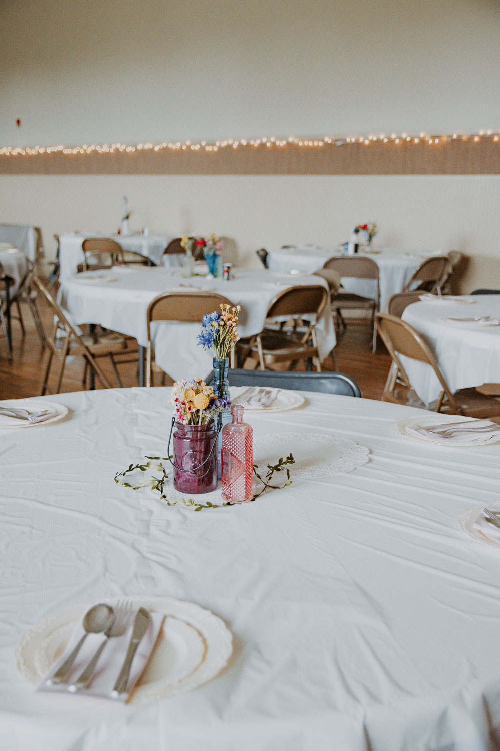Tablesetting for Pinedale Wyoming Wedding