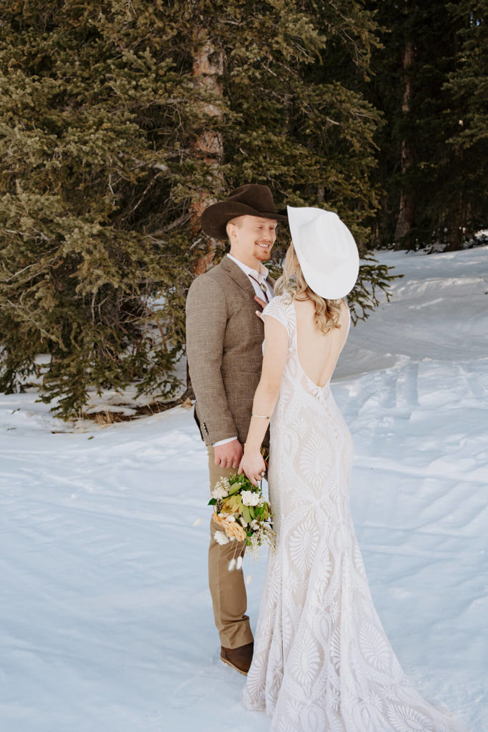 Wyoming Winter Wedding during Snow