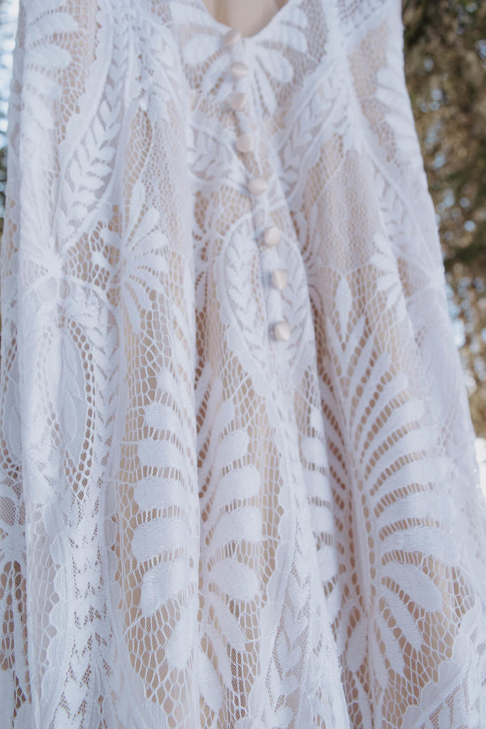lace on winter wedding dress