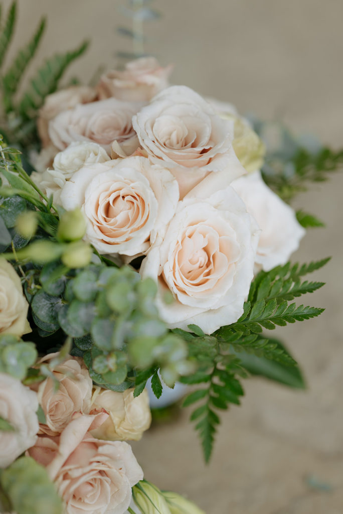 Roses in wedding bouquet at Diamond Cross Ranch
