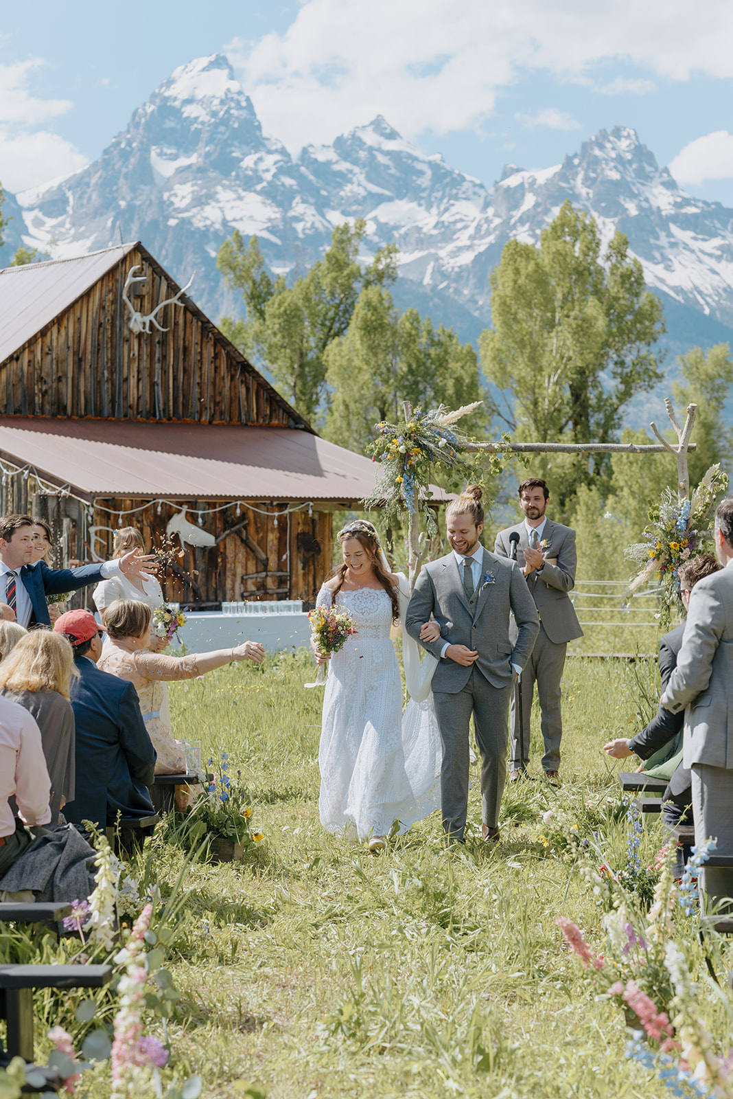 wedding at McReynolds cabin